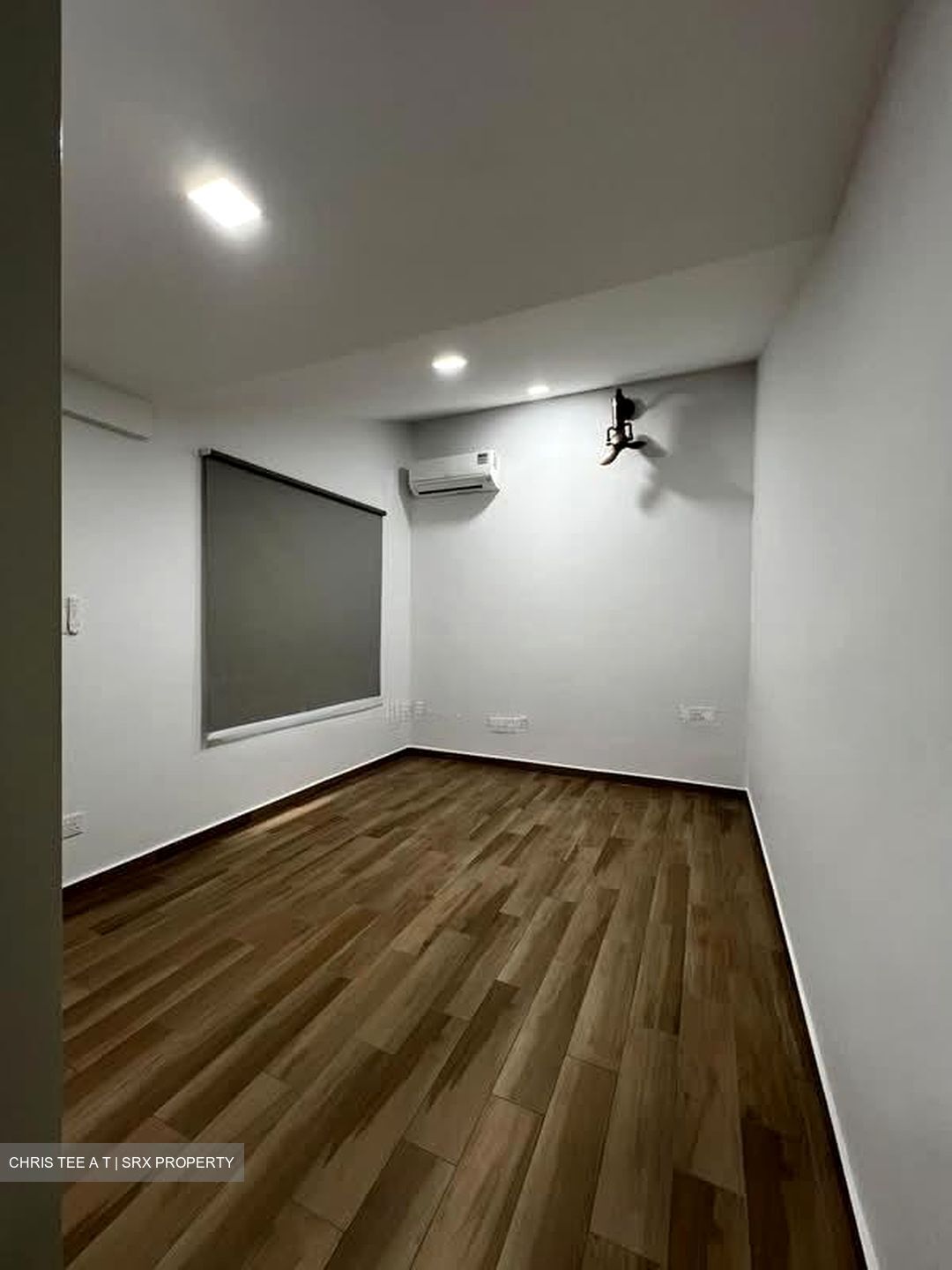 Sembawang Hills Estate (D20), Terrace #566379231